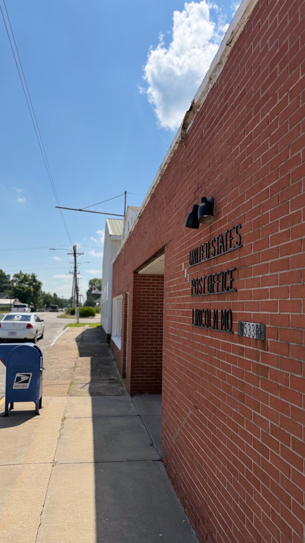 Lincoln, MO U.S. Post Office on Main Street