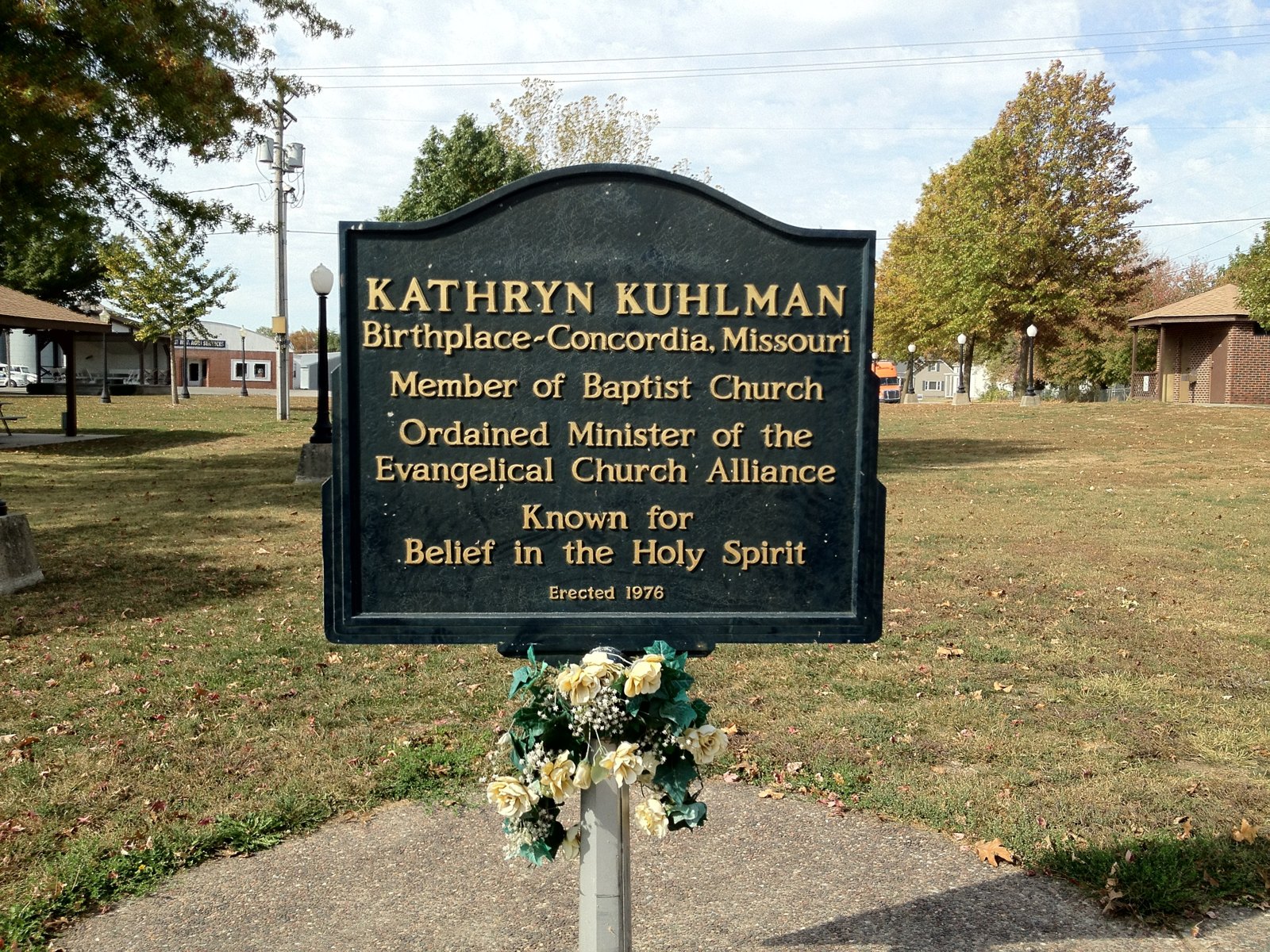 Historical marker in Concordia, Missouri noting the birthplace of Kathryn Kuhlman